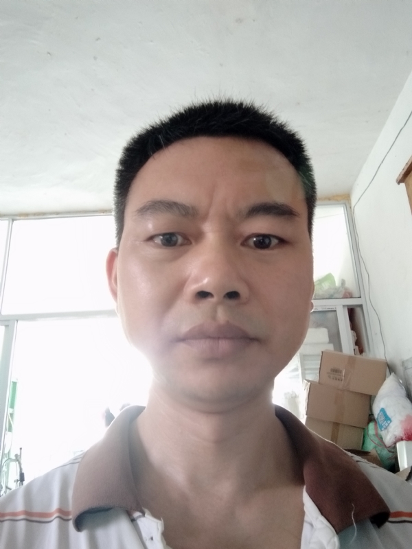 平凡一生的第一张照片--江西残疾人相亲网